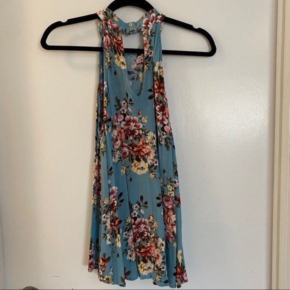 Flower Halter Tank - Picture 3 of 4